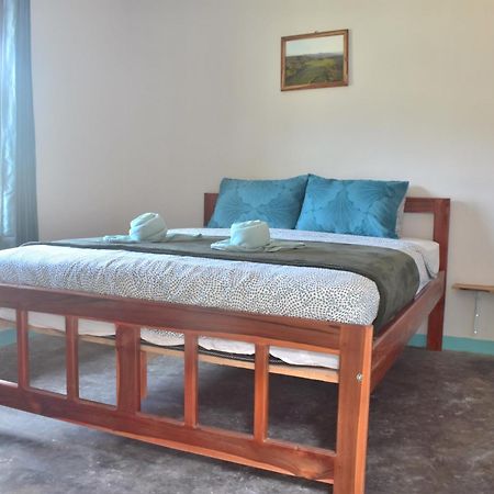 Mama'S Homestay Ruteng Zewnętrze zdjęcie
