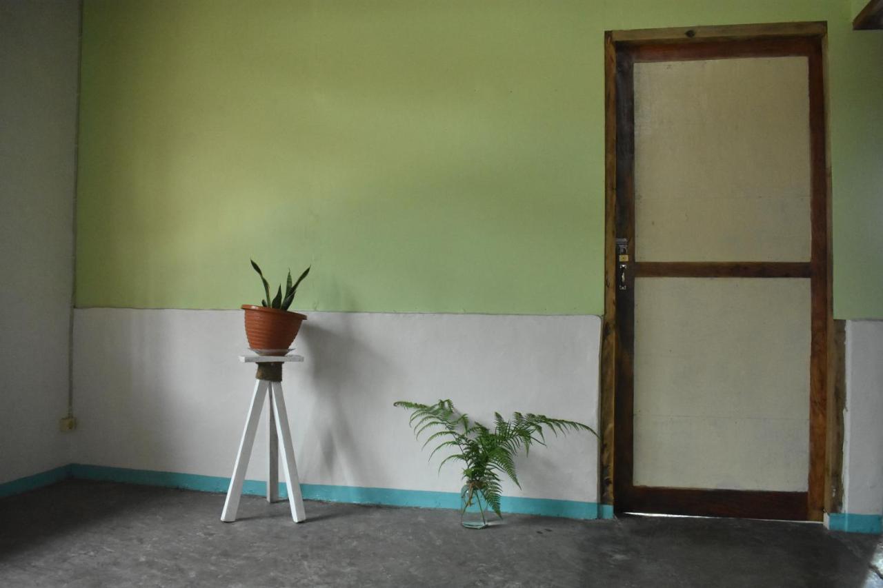 Mama'S Homestay Ruteng Zewnętrze zdjęcie